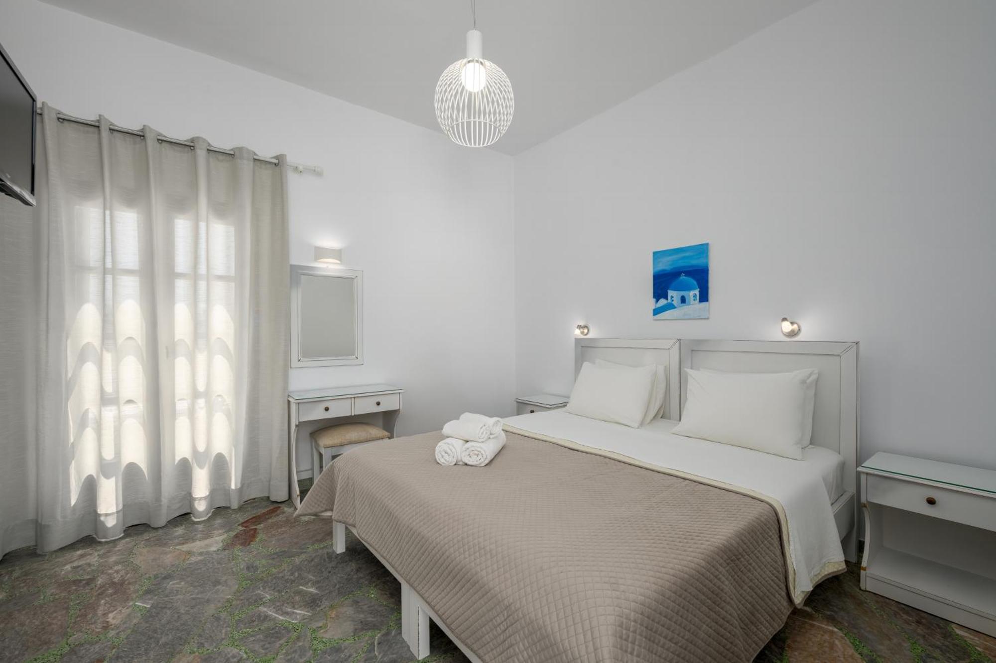 Agia Irini Hotel อิเมโรวิยอน ภายนอก รูปภาพ