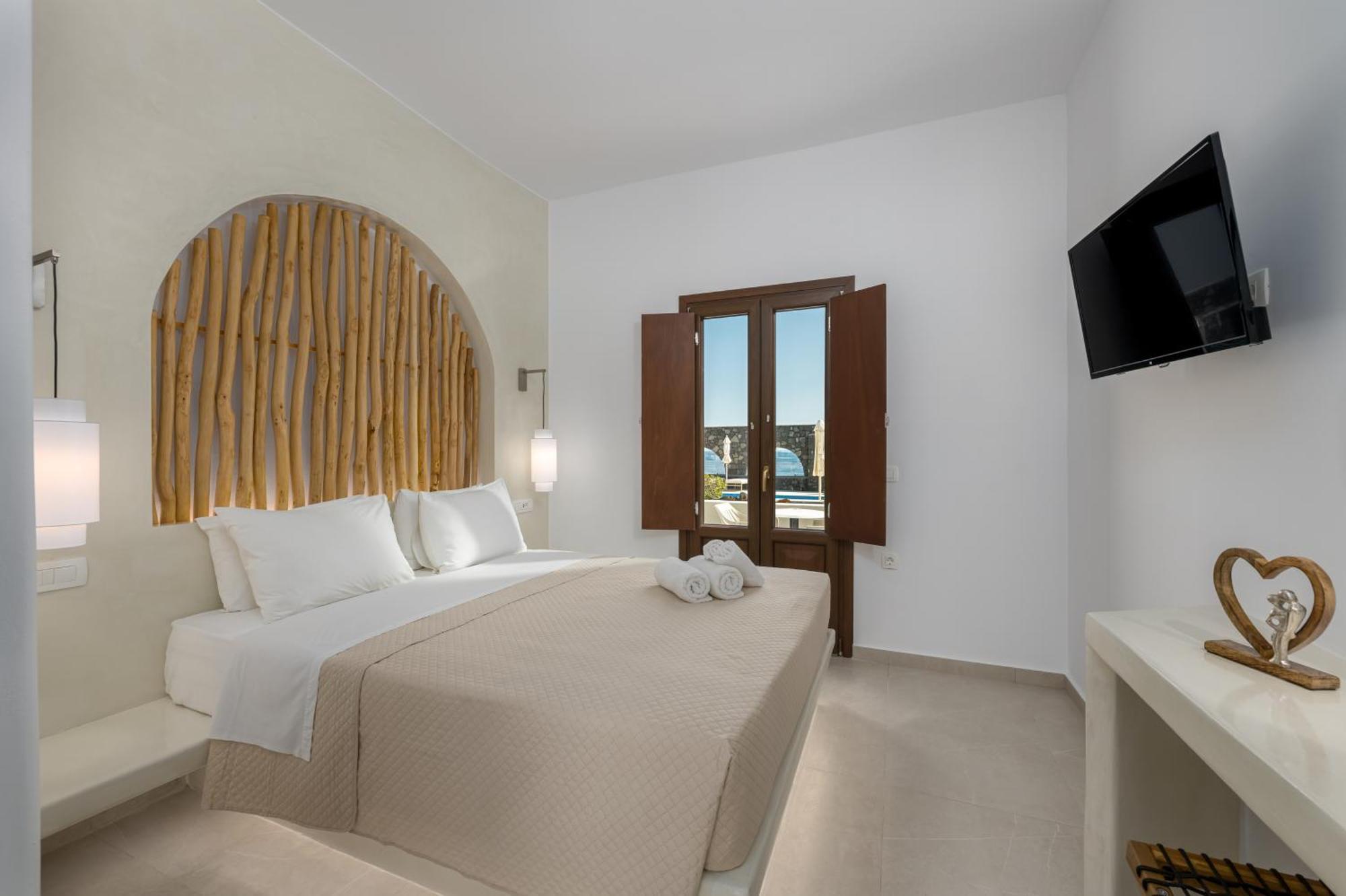 Agia Irini Hotel อิเมโรวิยอน ภายนอก รูปภาพ